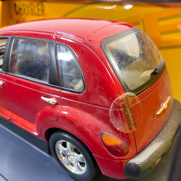 Vintage Chrysler PT Cruiser 1:18 Scale Diecast Cars, Trucks & Vans,  Chrysler Di - Picture 4 of 10